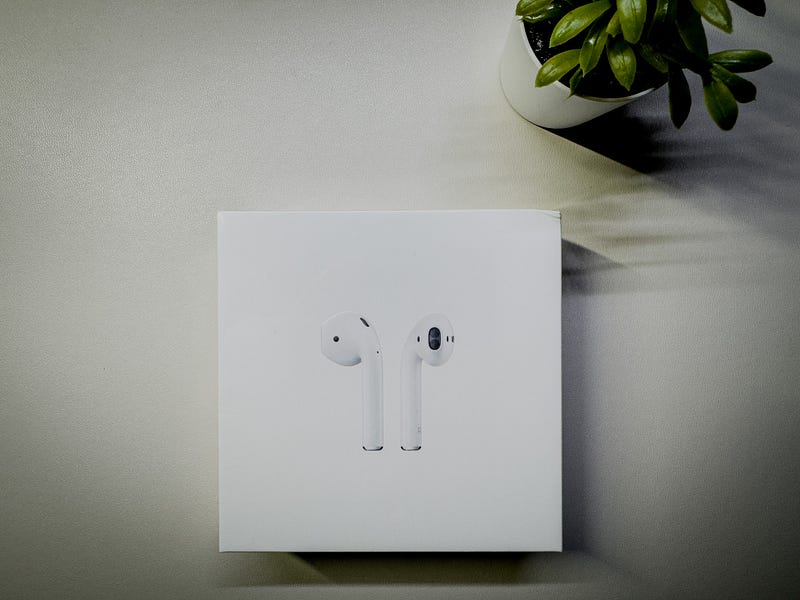 AirPods 2 design