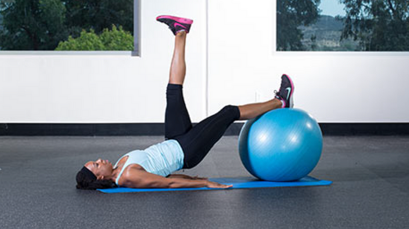 Single-Leg Hamstring Curl Technique